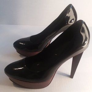 BCBG Max Azria Patent Leather Black. Size 6.5